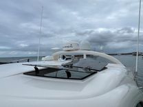 Buy a yacht Sea Ray
