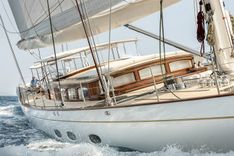 Купить яхту GRACE III 128 в Shestakov Yacht Sales