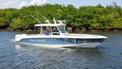 Moat-a-Boat'n - Boston Whaler