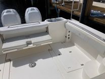 290 Walkaround yacht sale