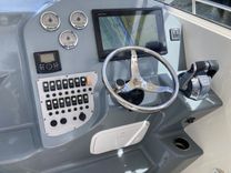 Buy a 290 Walkaround at Shestakov Yacht Sales