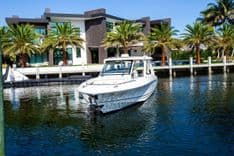 Купить яхту 380 Realm 38 в Shestakov Yacht Sales