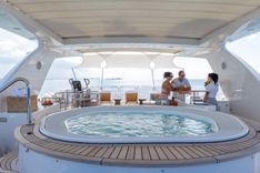 NAMASTE - Benetti