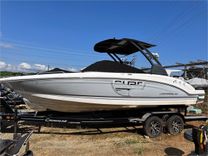 2019 CHAPARRAL 23 H2O SURF - Chaparral