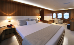 Buy a yacht SEA SHELL 34M