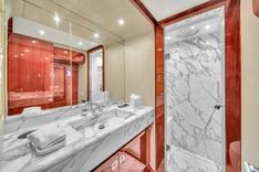 2017 Azimut 30 Metri - Azimut Yachts