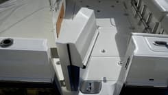 Купить 35 ft 2020 Boston Whaler 350 Realm, Yacht Kings 35