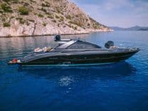 WHO CARES - RIVA YACHT