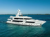 MISSING LINK - Christensen Yachts