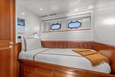 Buy a Archipelago 2005 at Shestakov Yacht Sales