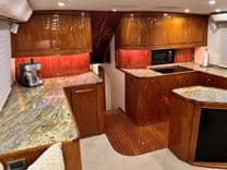 Buy a MAHI DREAM 1991 at Shestakov Yacht Sales