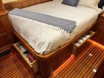 the best price on MAHI DREAM - LYDIA YACHTS