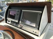 the best price on MAHI DREAM 1991