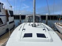Buy a yacht Beneteau Oceanis 48