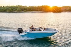 Bayliner M17 - BAYLINER