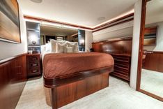 Лучшая цена на SIMPLICITY - WESTPORT