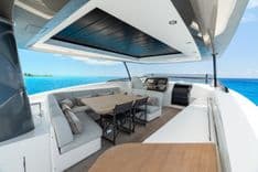LIFE - Azimut Yachts price