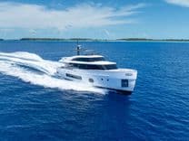 Buy a yacht LIFE - Azimut Yachts