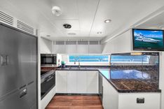 the best price on Azimut Grande 105 2012