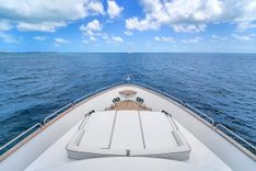 the best price on Azimut Grande 105 - Azimut Yachts