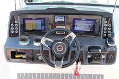 Купить яхту 2021 Chaparral 300 OSX 300 OSX в Shestakov Yacht Sales