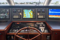 Продажа яхты RISK AND REWARD Raised Pilothouse