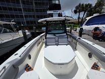 Лучшая цена на 2023 Boston Whaler 360 Outrage 360 Outrage