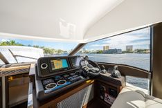 the best price on 2020 Prestige 520 Fly 2021
