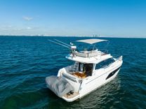 Buy a yacht LIVING OUT LOUD 2020