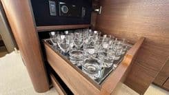 Buy a yacht Princess F65 (F65012)