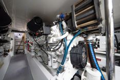 best yacht sales deals VENTURA - Hatteras