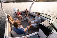 Продажа яхты Four Winns HD8