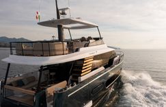 Купить яхту Magellano 60 - Azimut Yachts в Shestakov Yacht Sales