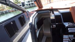 LAZY BLUM - Cruisers Yachts yacht sale