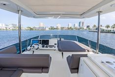 Buy a yacht JOVE - PRESTIGE