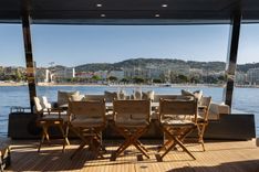 the best price on FULL MOON Moon 60 Sail