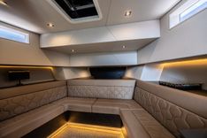 Buy a yacht Moonshot - VANQUISH YACHTS