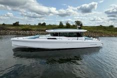 Buy a yacht Axopar 45 XC Cross Cabin BRABUS - Axopar