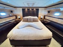 the best price on CARO - Mangusta