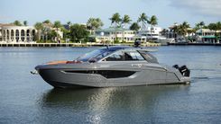 the best price on LAZY BLUM 42 GLS OB