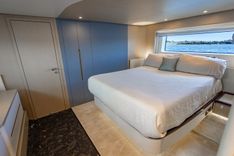 EFFORTLESS - Azimut Yachts yacht sale