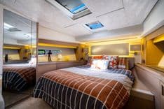 Buy a yacht 2019 Prestige 590S 61