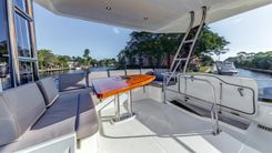 Продажа яхты RELENTLESS - PRESTIGE