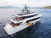 best yacht sales deals Custom Line Navetta 33