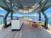 the best price on Custom Line Navetta 33