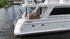 Купить 65ft 2020 Endurance 658L, Unicorn - HAMPTON YACHTS