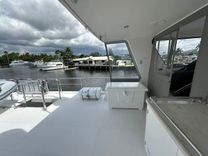 Стоимость яхты 65ft 2020 Endurance 658L, Unicorn - HAMPTON YACHTS