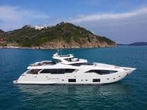 Buy a yacht Custom Line 108