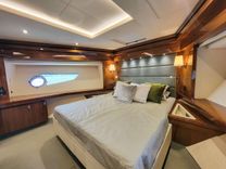 the best price on Sunseeker 86 Yacht - Sunseeker