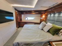 Sunseeker 86 Yacht 2016
